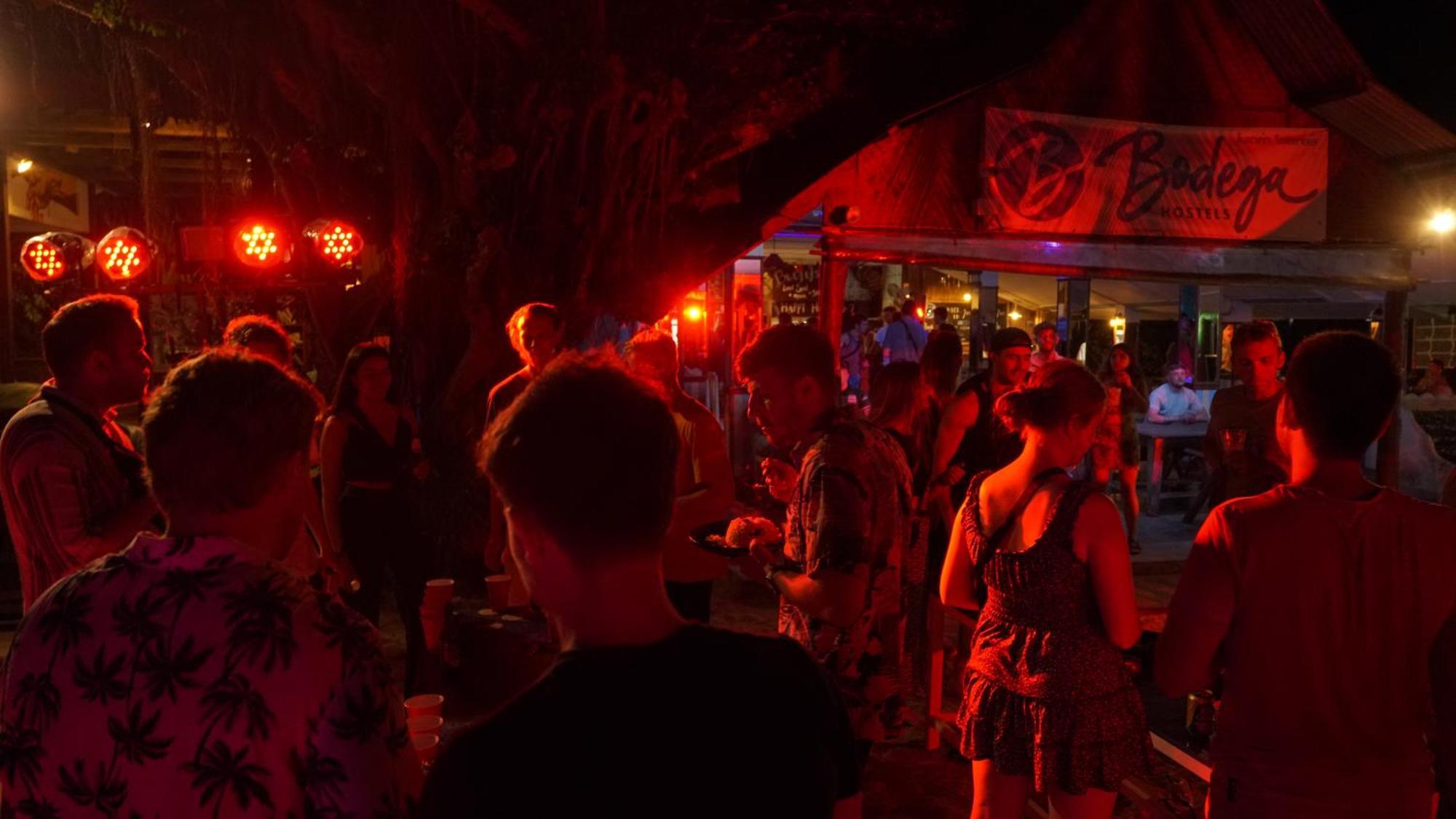 Bodega Koh Pha Ngan Beach トンサラ エクステリア 写真