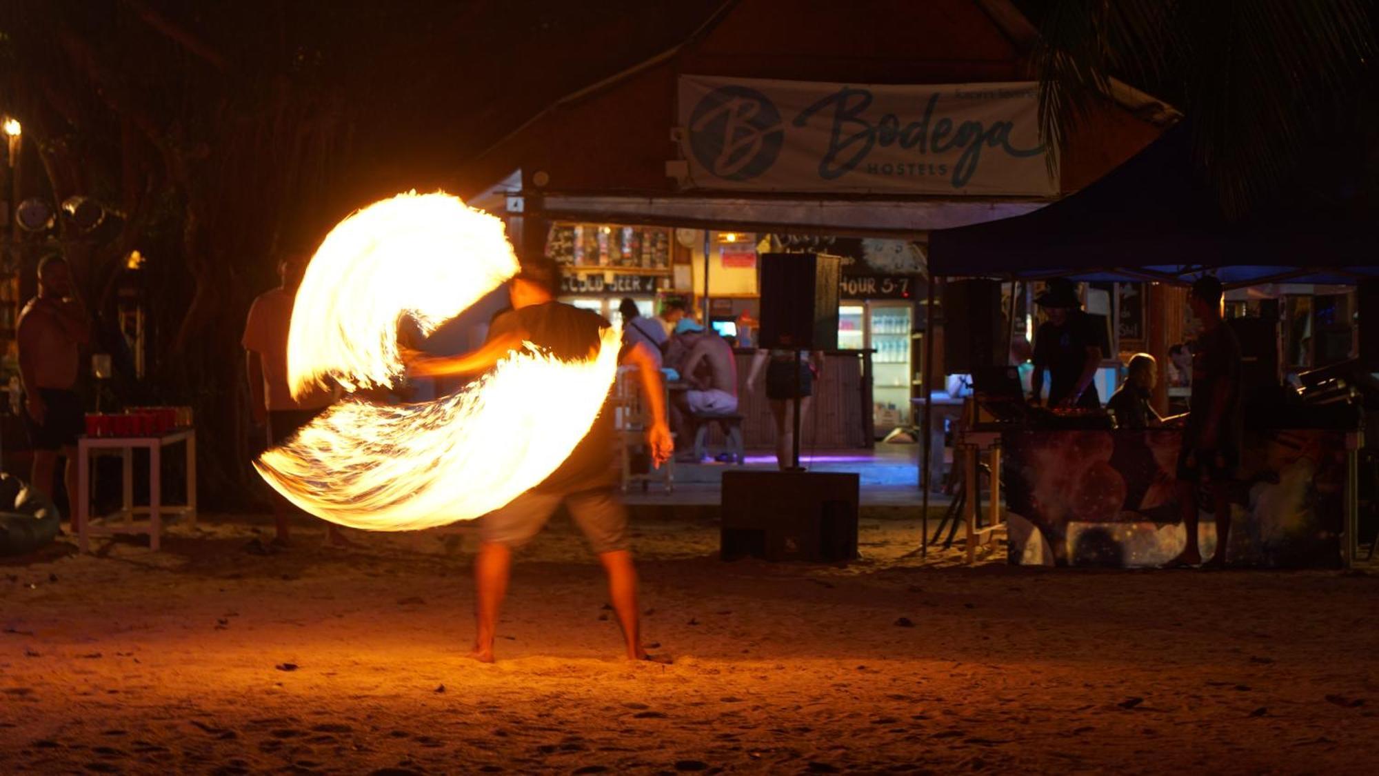 Bodega Koh Pha Ngan Beach トンサラ エクステリア 写真