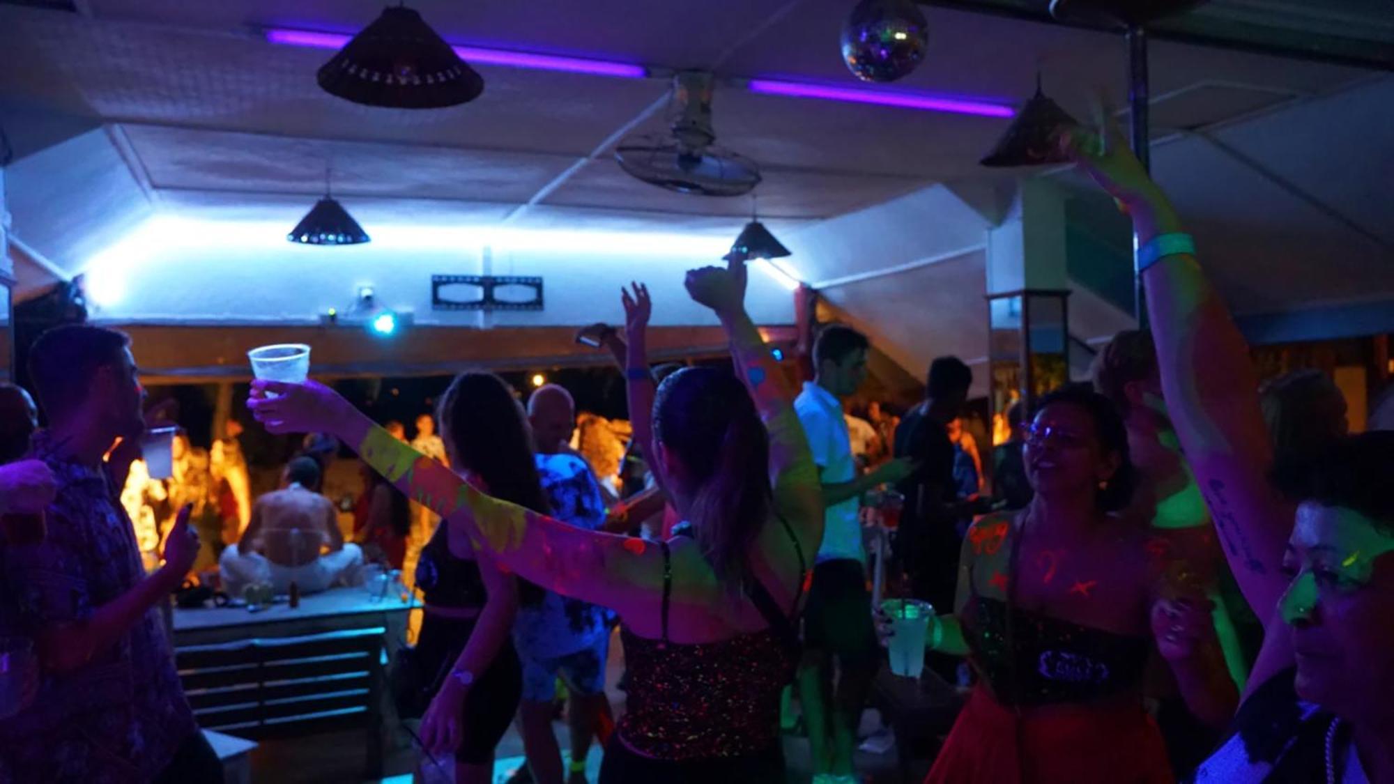 Bodega Koh Pha Ngan Beach トンサラ エクステリア 写真